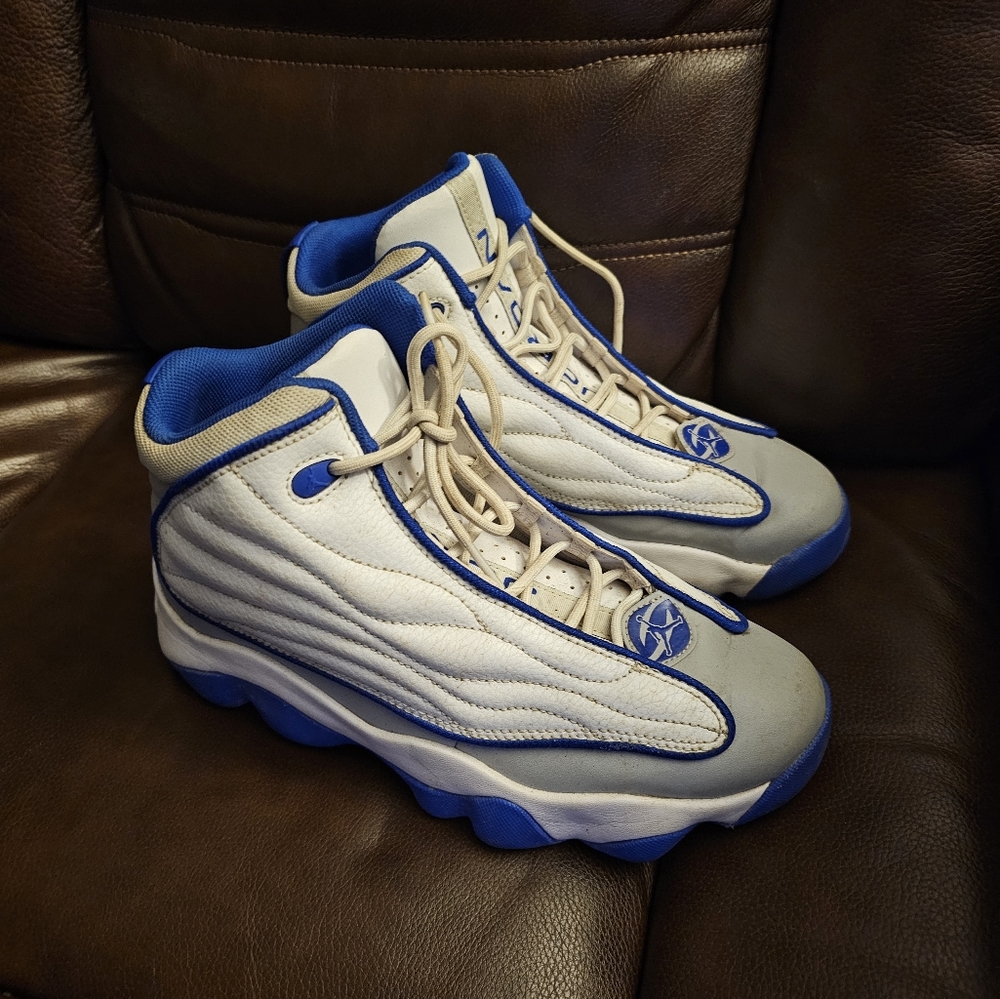 Jordon pro strong size 6.5y.